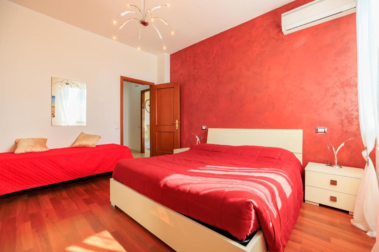 Apartamento L' Essenziale Livorno Exterior foto